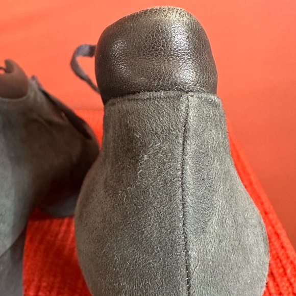 Chie Mihara Charcoal Ankle Boots size 40 - Picture 5 of 10